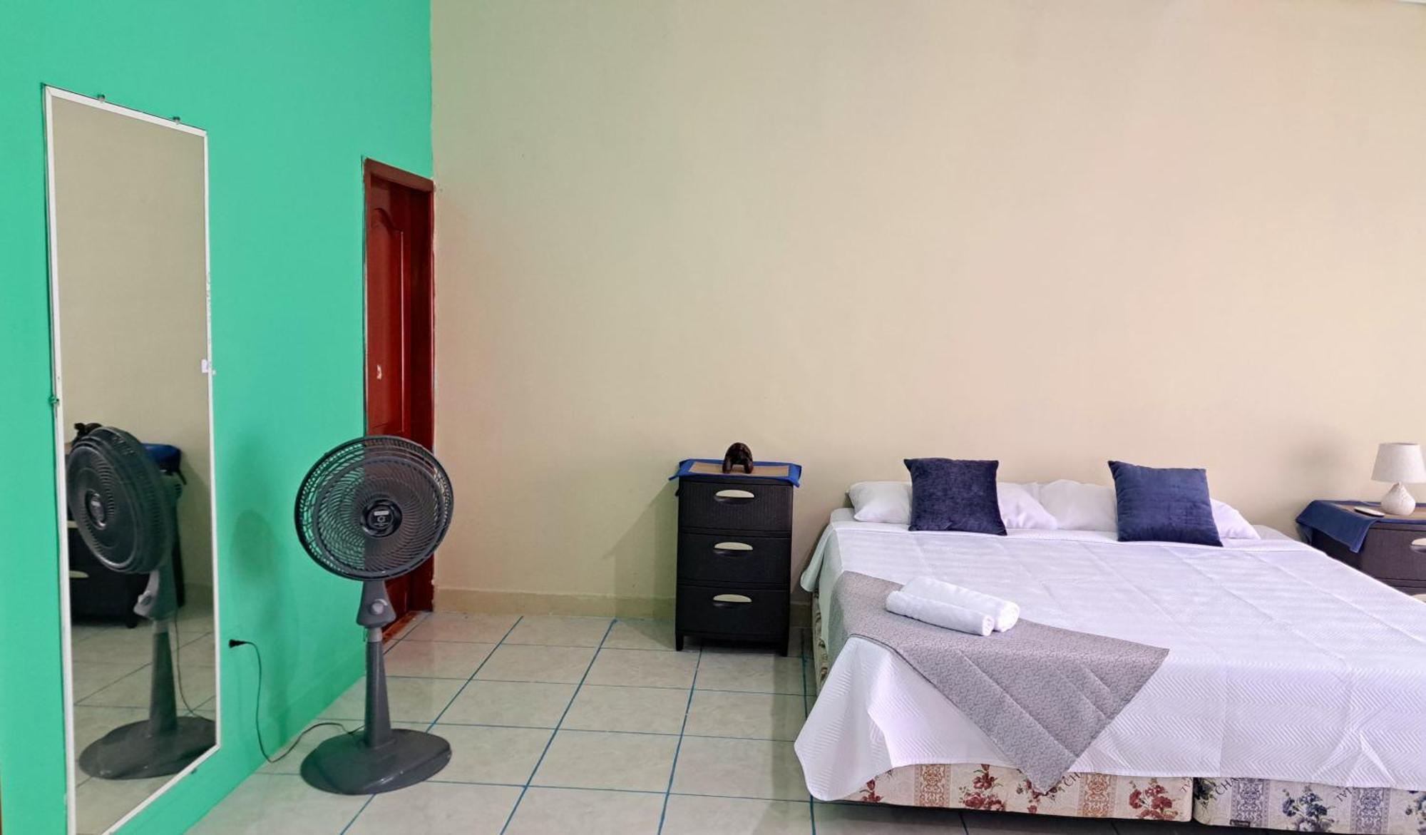 Hospedaje Maen Puerto Villamil Kültér fotó